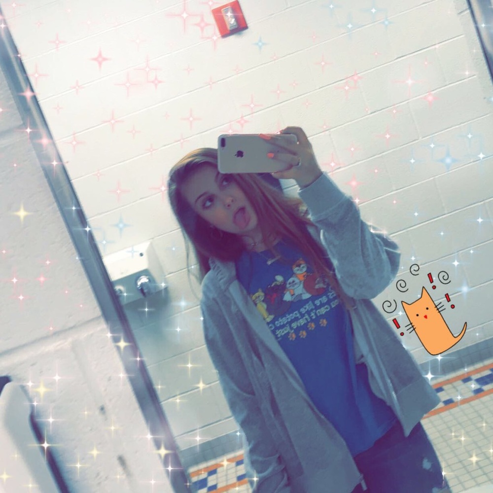 Meet your Posher, Hannah